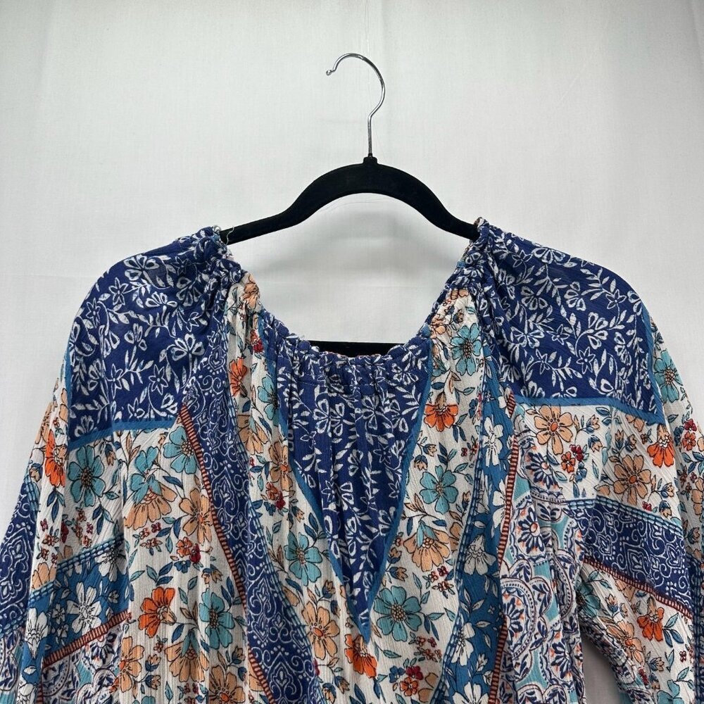 Lola P. Top Size L Peasant Boho Floral Blouse Shirred Tasseled Slit Sleeve Blue - Picture 5 of 10
